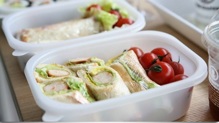 Self-Warming Lunch Carriers : Lunch Crock Food Warmer